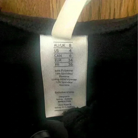 NWT Sea Level Women’s Spinnaker U Bar Bandeau One Piece Swimsuit Sz 4‎ Beach - Picture 12 of 15